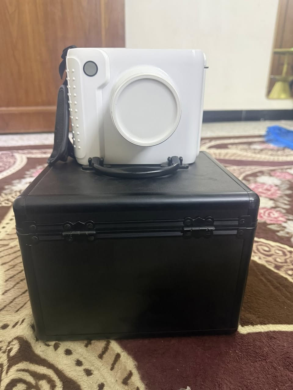 السلام عليكم عندي من هاذ جهاز اشاعه اسنان بعده جديد ممفتوح للبيع 
رقمي ***********مكاني بغداد اتصال او واتساب
