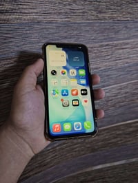 آيفون ١١ برو ماكس • ٦٤ • مبدل شاشة