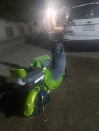 دراجه شحن • بطاريات • ناصريه