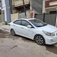 اكسنت • ٢٠١٦ • فتحة سقف