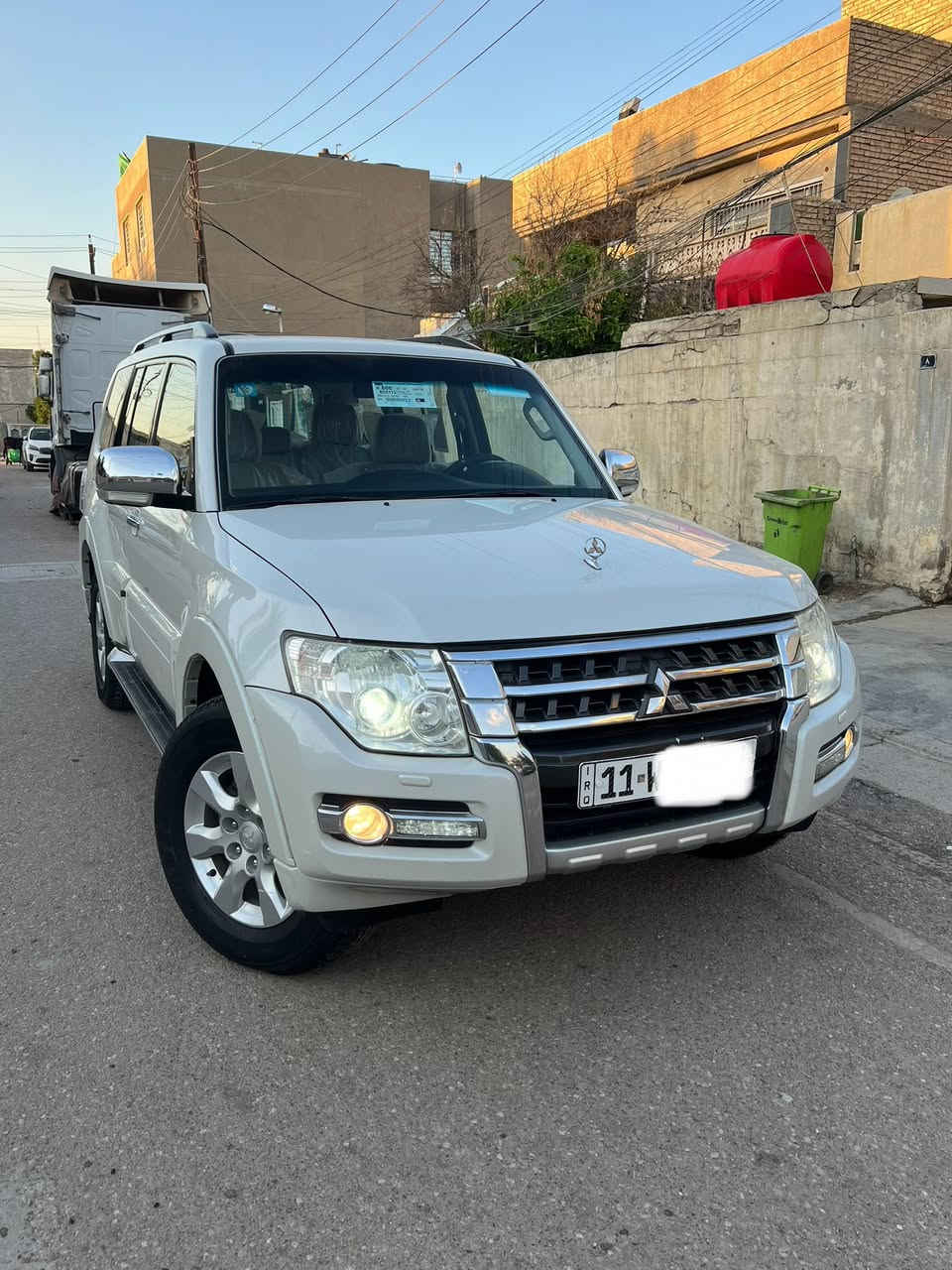 السلام عليكم باجيرو 2015 حبتور صدفي سياره جديده جدن
مكفوله من الصبغ والبارد والشخوط سياره عل ايد من الشركه 
جديده بمعنه الكلمه كلشي بعده عل شركه كامله سياره مكينه وكير وضع الشركه برغي مامفتوح بيهن صدر امامي وخلفي جديد ترايهه يخبل شرط طسه ماكو معالجه سياره مسويلهه ادامه كامله سبير ولعده كلهن مانزلات حته سويج ثاني مامستعمل كتلوك شركه سياره جديده وجاهزه  سياره مواصفات الفول الفول الحبتور رقم بغداد سنويه بسمي داخله هزه جديد سنويه جديده رقم جديد 11 اتصال *********** مكاني بغداد
