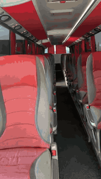 سلام عليكم / باص للبيع حجم 417 سياره جاهزه من كلشي تبريد زعانف تخم تاير موديل 2021 شرط تحويل السعر 12 ونص قفل للاستفسار *********** ورجاء بدون تعليق سلبي ولاتجاوز مع احترامي
