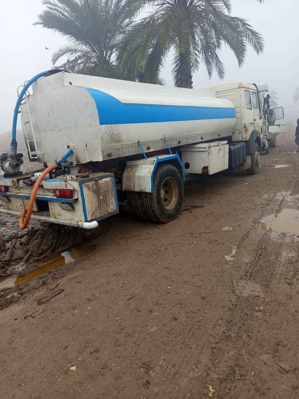 السلام عليكم البه 10طن مكينه سوبر محسن تخم تاير باتريات جدد سنويه للسبعه وعشرين سياره بسمي  مكفوله من العيب الشرعي للاستفسار ***********
