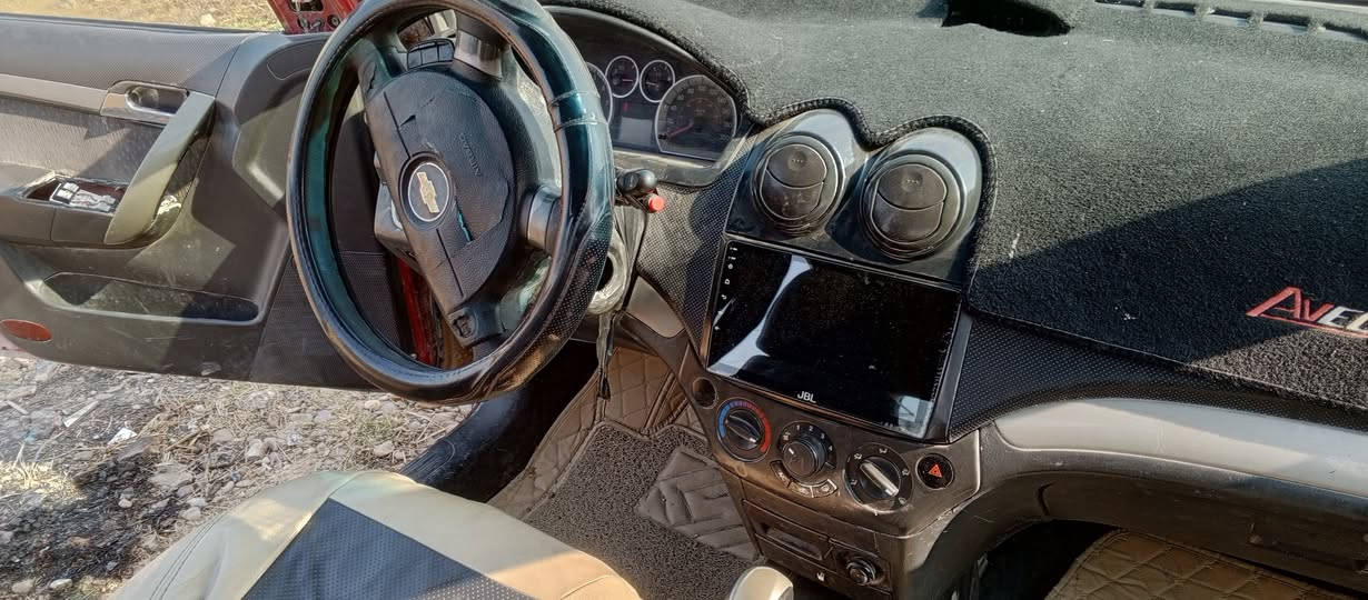 افيو امريكي 2009 محور كورلا 1600
كير محرك خير من الله السياره عوزها صدر وحدادية جاملغات امامي رقم انبار الماني مشروع وطني مطلوبه هيئه سنه
عليها غرامات 200
عارضها ب  35 وبيها مجال للشراي ***********
