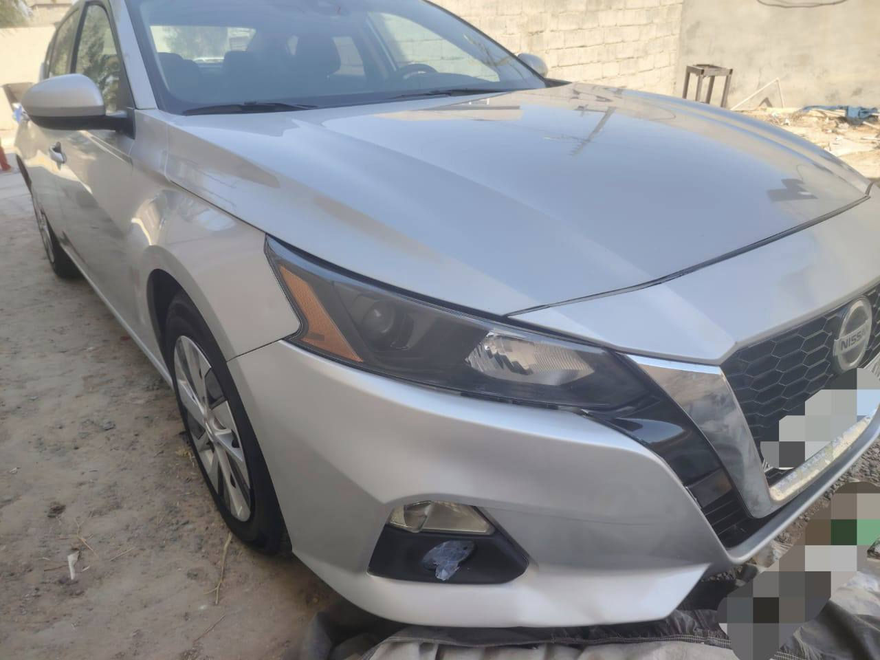 السلام عليكم
نيسان التيما 2022 المواصفات s
بصمة
تشغيل عن بعد
لايتات زينون
تحديد مسار 
رادارات اربع جهات 
كامرة
ماشية 70000 الف كيلو
وبعد بيها هواي مواصفات 
الضرر دعائمه   موضح يلصور بيه دعمه بل بكليات الخلفي جهته السكن بدون صبغ معدل بارد بدون دواخل
الرقم السليمانية خصوصي 
سنوية 2029 مرقم جديد باسمي +كابون بانزين 
المكان كركوك 
رقم الموبايل ***********

السعر خابر وتدلل
