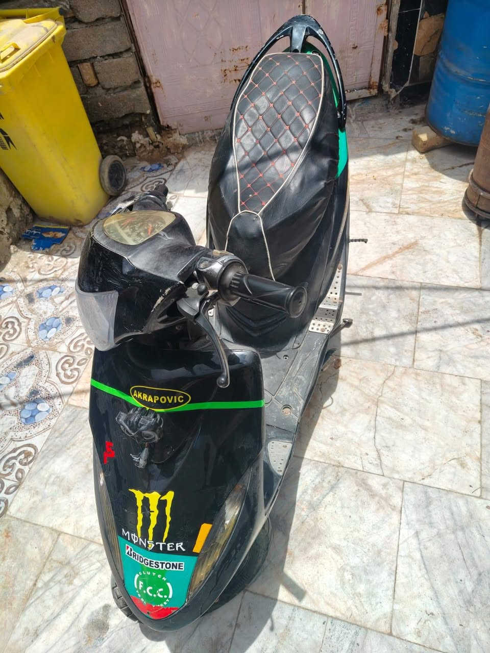 السلام عليكم مكلف بالنشر دراجه مفتوحه مره وحده نظيفه كفرات نظاف كلجات شلعه تخبل اخر تجفيت تزويد 55 كهربائيات شغاله تحتاج فقط كلوبات اشاير وهورن
السلام عليكم مكلف بالنشر دراجه مفتوحه مره وحده نظيفه كفرات نظاف كلجات شلعه تخبل اخر تجفيت تزويد 55 كهربائيات شغاله تحتاج فقط كلوبات اشاير وهورن 
صاحبها يريدها ب 600 وبيها مجال
هذا رقم راعيها ( ***********)
