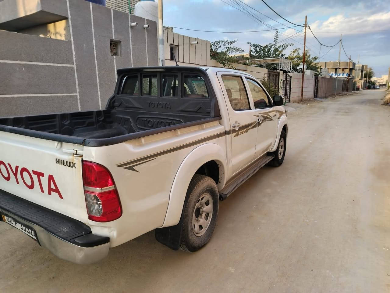 بيع مستعجل
لدي سيارة بيك أب تويوتا هايلوكس
موديل 2013
ديزل – 4 سلندر
السيارة بحالة جيدة
📞 رقم الهاتف: ***********
📌 ملاحظة: أنا مكلّف بالنشر
