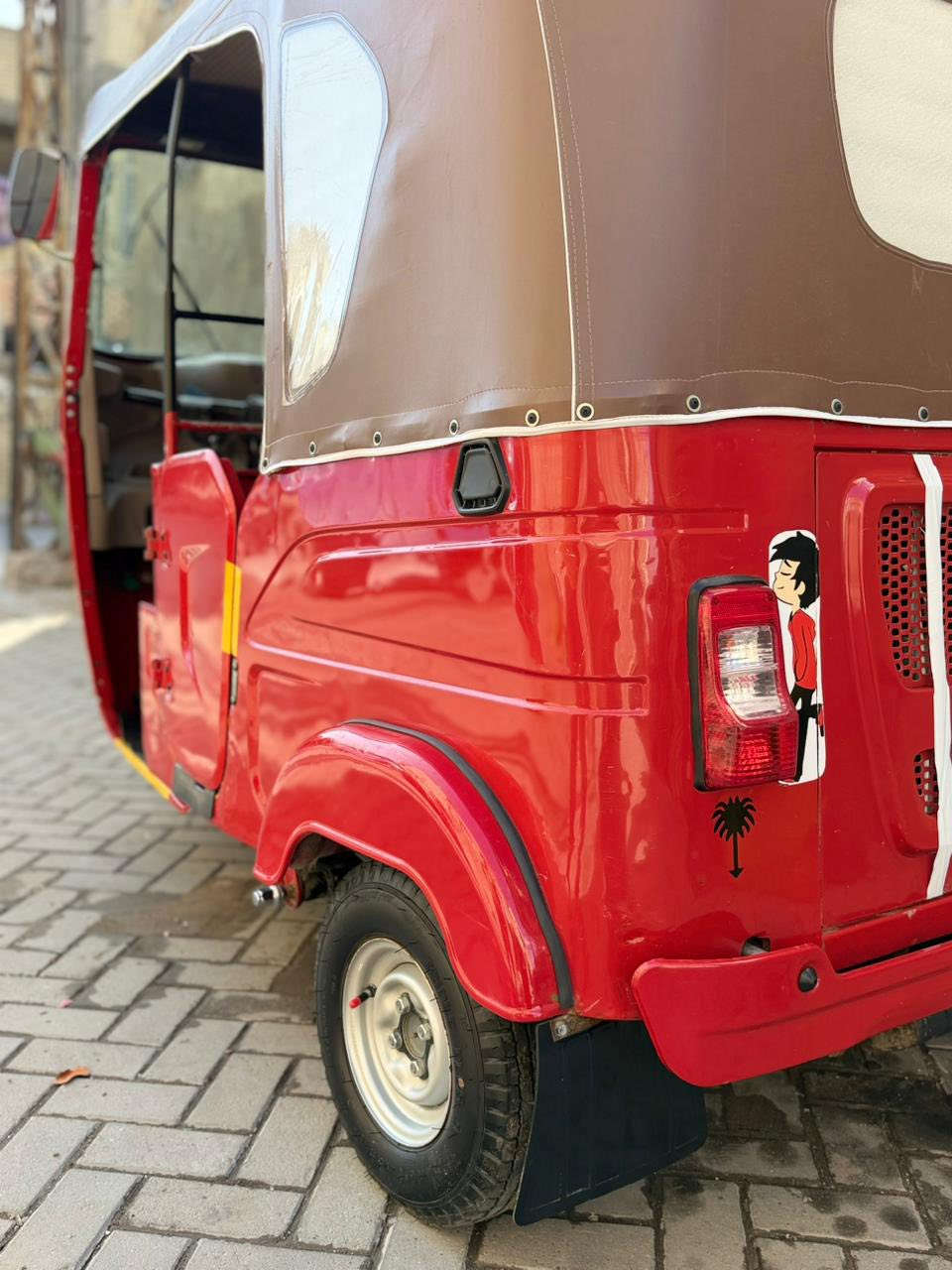 تكتك موديل 22 مكفوله كشر ومكينه عدا الدوس مصبوغه 

مكينه مكفوله من تنقيص وتبخير منزل اله بوش وبستك فقط

كهربائيات تخم تاير جبلي حداده كله جديد 

جديده بمعنى الكلمه سعر 9250 

عنوان بغداد م الصدر
هاتف 
***********
