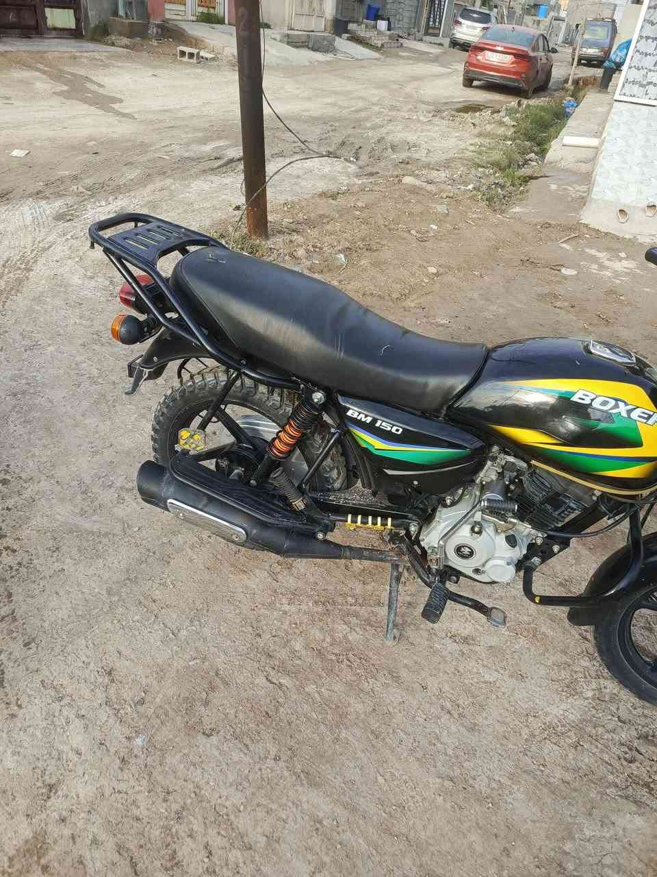 دراجه بوكسر للبيع موديل ٢١ سنوية ديالى مكاني باب الدرب رقمي ***********
