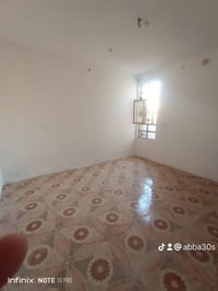 النجف حي ميسان • شقة ١٢٠م • نظيفة