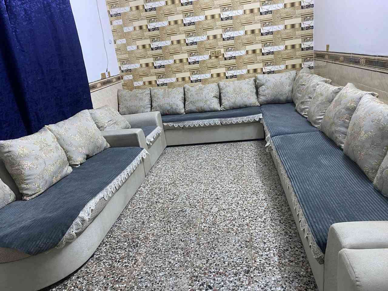 تخم للبيع بالة كويتي 15 مقعد كعدتة كلش مريحة سفنج طبي أي ضرر ما بي عوزة فقط غسل
سبلت طن ونص الحافظ تجي تاخذة على الفحص تبريدة ثلج 

الهاتف:***********
