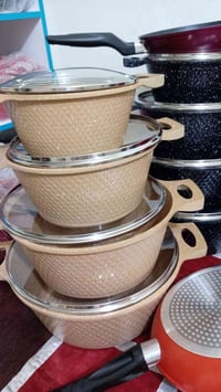 بنات هذا السيت اصلي ضمان وفحص امام المندوب سعره ٤٥ بنات للحجز 07745766...