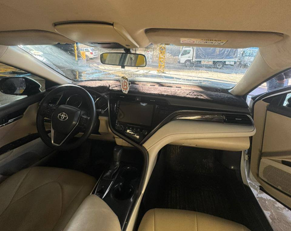 تیۆتا کامری 2020 مواسەفات LE خلیجی 
 ٨٠,٠٠٠ ڕۆشتوە 
١- کامێرە حاسای دواوە
٢- کوشنی کراوە بە جلدی 
٣- تازە پۆڵیشو قەلەم کاری کراوە 
٤- تەحدید سرعە

سعر لە کۆمێنت داوابکە ڕاستەخۆ بۆت دیت 📩 

سەیارەکە زۆر پاکو جوان ماوەتەوە هیچت پێوە نیە   تازە پۆڵیش و قەڵەم کاری کراوە

ژمارەی خاوەنی 
***********
