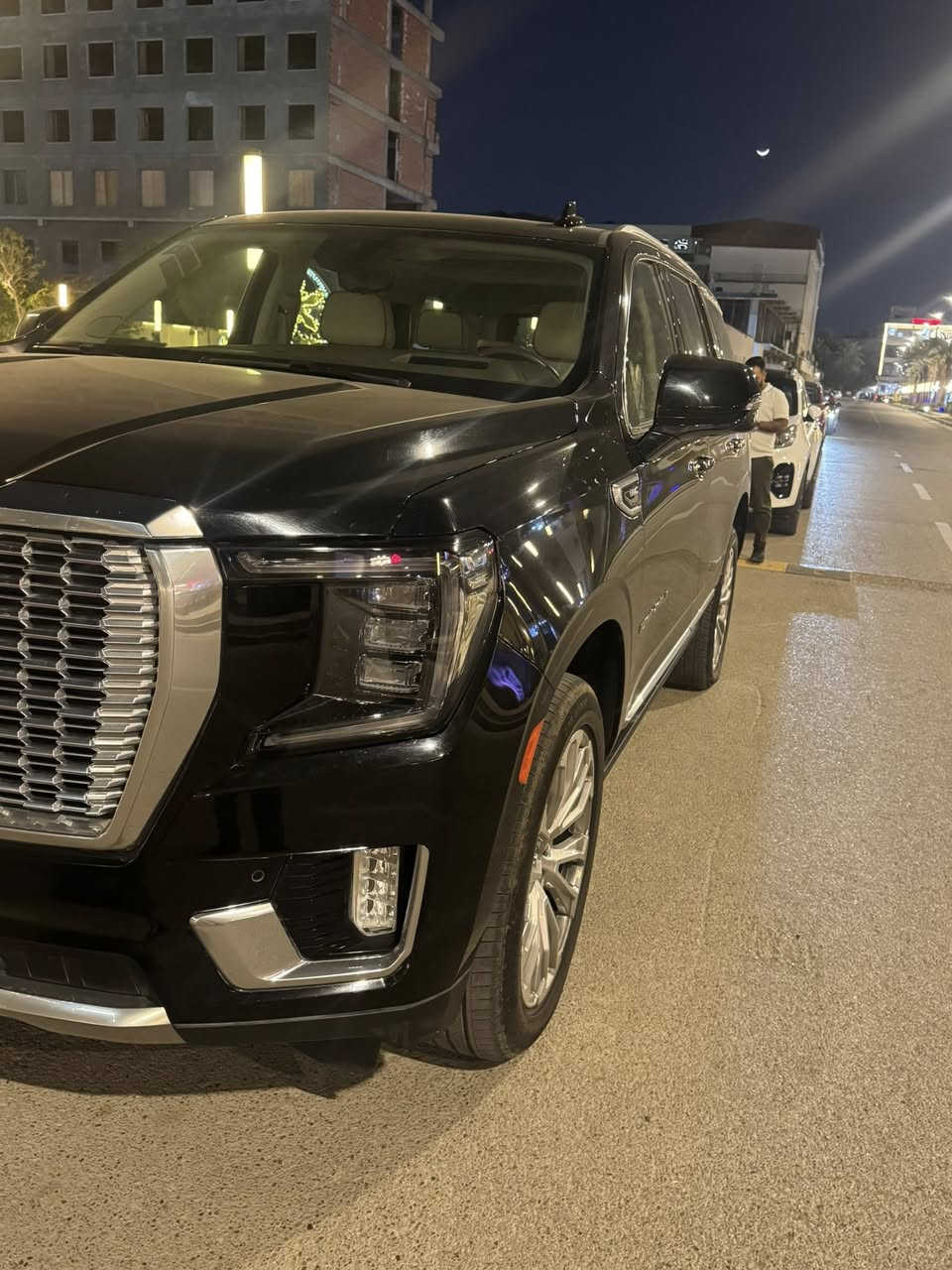 جمسي دينالي أعله فئة  2023 كفالة عامة خليجي 
عداد المسافه 34 الف كيلو متر
 رقم بغداد دولي بسمي
 كفالة عامه من كلشي
مغلفه افلام حمايه اصلي جديده 
على وضع الشركة
 ضمان شركة المنصور خمس سنوات 
استختام شخصي
 مكان السياره بغداد الحارثيه 

مكلف بلنشر
رقم صاحب سيارة ***********
