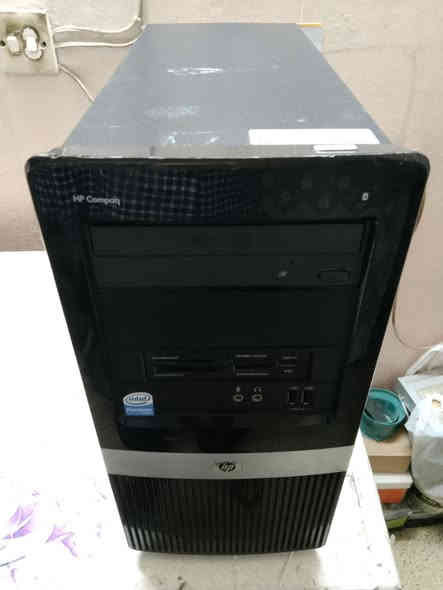 السلام عليكم 
حاسبة دسكتوب تجميع انتل كور 5 جيل الثالث مستعملة نظيفة للبيع 
.....
السعر 150 ألف دينار  ...... سعر ثابت 
عنوان بغداد زيونة 
***********
البيع بضمان الفحص 
لا يتوفر توصيل 
......
ملاحظة 
كيس فقط بدون أي ملحقات 
.....
المواصفات 
معالج انتل كور 5 جيل الثالث رقم المعالج 3470
كارد شاشة 4 كيكا جديد AMD RX 550 GDDR5 
هارد 128 كيكا للنظام والبرامج جديد SSD 
هارد 500 كيكا للالعاب HDD 
رام 16 كيكا جديد 8+8 تردد 1600 DDR3 
مذربورد جديد جيل الثاني والثالث H61 DDR3 
مشغل اقراص ديفيدي DVD 
......
الحاسبة تعمل على نظام وندوس 11 وتحتوي على أكثر من 30 لعبة طور القصة اوفلاين مع لعبة ببجي موبايل اونلاين 
.....
مع جزيل الشكر لإدارة المجموعة
