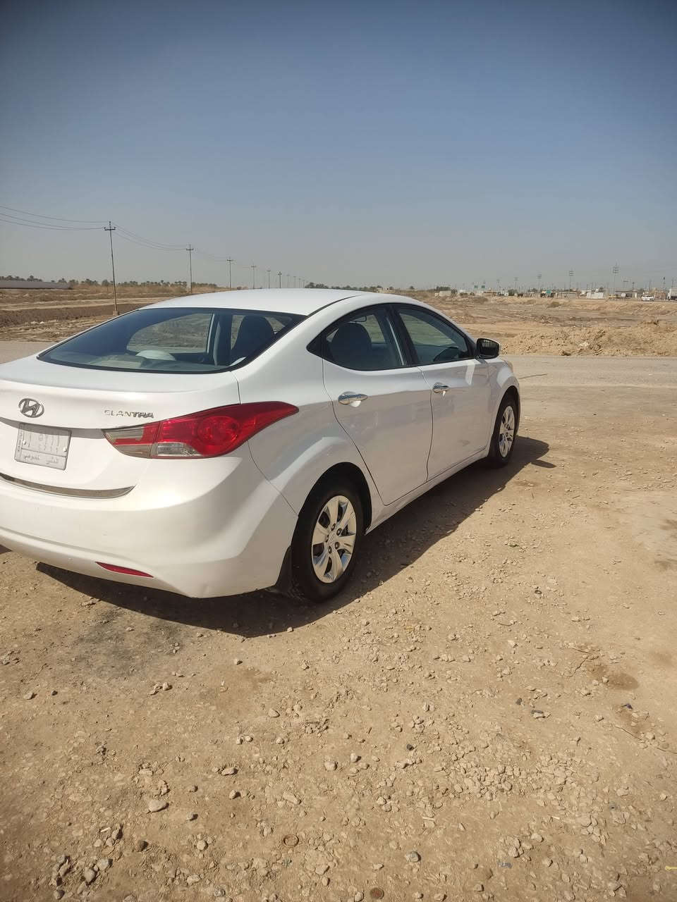 السلام عليكم النتر خليجي 2013  مثنى سنويه لل 2027مكفوله بيه رشه صبغ بصيطه بل جاملغ الخلفي كير مكينه خير من الله مداور ثاني يوم مكان السياره رميثه للستفسار ***********
