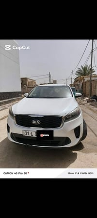 سورنتو للبيع 19 وارد امريكي بس صور الحادث بيها ضرر اربعه سلندر تبريد ح...