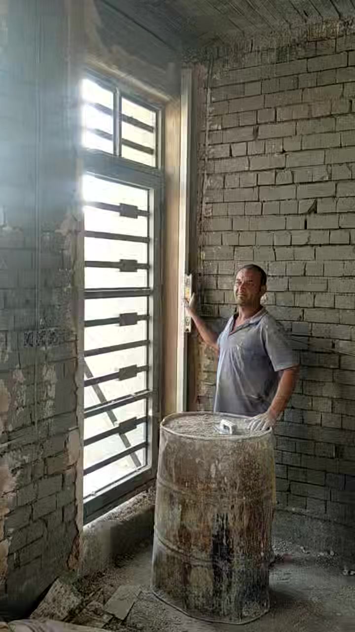 السلام عليكم اخوك المصري ابو صلاح كادر لبخ كامل رقم التليفون بوتساب ***********
