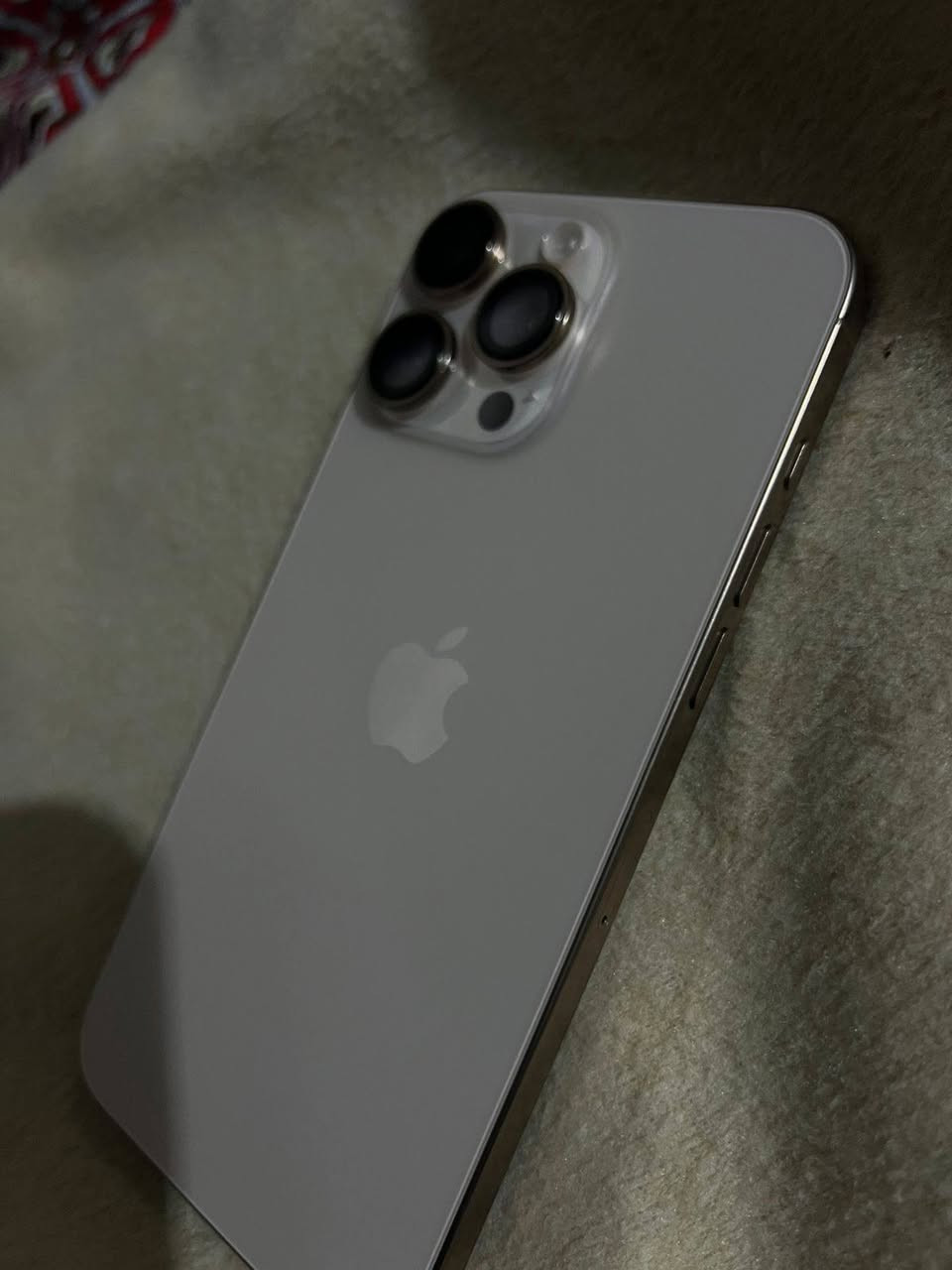 سلام عليكم ايفون 16 برو ماكس جهاز جديد صارله 8ايام او 9 تك خط ذاكرة 256 سعرة 1550.  ***********
