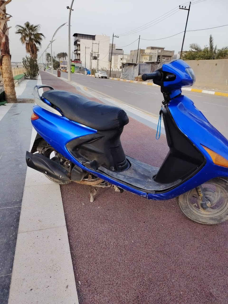 سلام عليكم دراجه فورتي مابيهه نقص فقط السلف ويشتغل بي خلل بالضفيره دراجه نضيفه منزليله محرك جديد صار شهر ملف جديد السعر 350 وبي مجال للطيبين مكاني ديالى بعقوبه للاستفسار الرقم ***********
