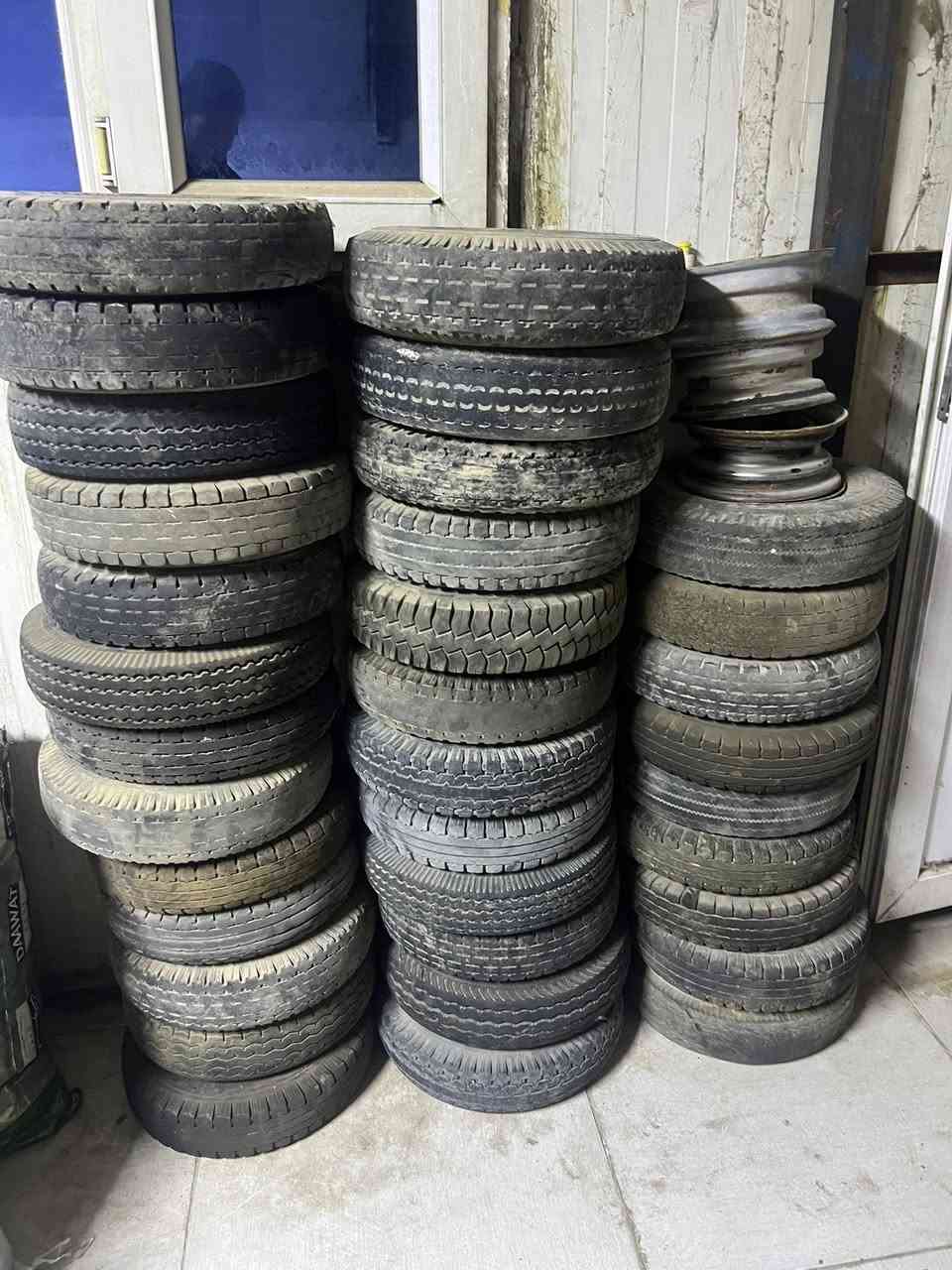 سلام عليكم سبيرات لبيع العدد38بيع شلع مابيع لا نص ولا شي بيع شلع  سعر زوج 15الف قفل لا تعامل مكاني بغداد الكماليه ***********
