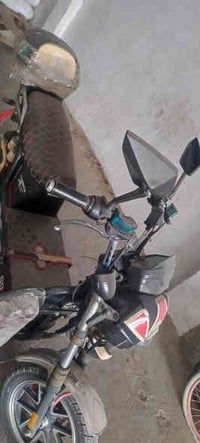 ماطور هيوشا شحن للبيع بدون بطاريات سعرة 300ألف قفل تفاصيل هذا رقم  078...