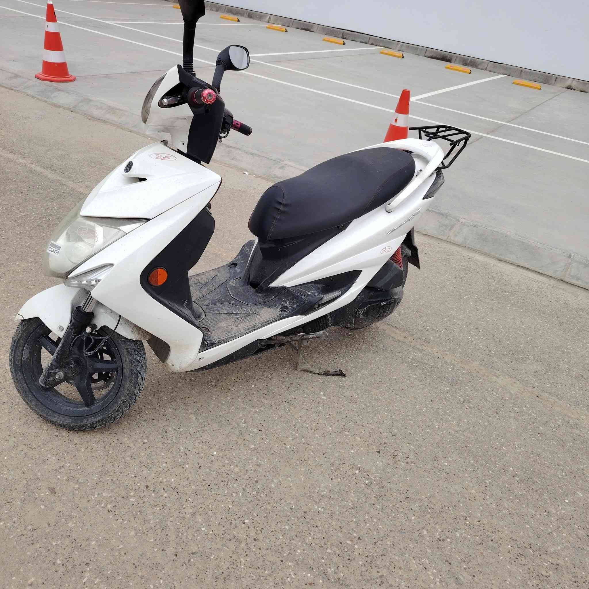 السلام عليكم مراوس بشي مرتب سكنس لد ياباني قبق نفخ استاند حساس نكره سلف كهربائيات كوله شغاله شلعه ومعدل فول دشبول شغال نضيفه محرك مكفول واخرس كل نقص مابيه فقط الكفرات مبدلهن تايوان اصلي مكاني صليخ عل سريع محمد القاسم شركه تويوتا ***********
