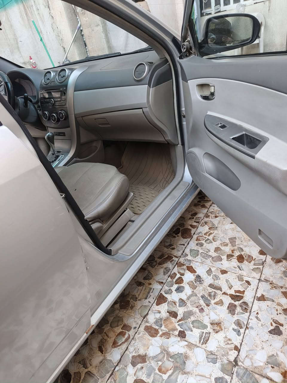 سيارة BUD F3 2013
كير اوتو
لاظربة ولا صبغ
بية جراد
رقم بابل إنكليزي بسمي
تدفئة تبريد شغال
مكاني بابل _حله 
رايدة 54 وبية مجال
 ***********
