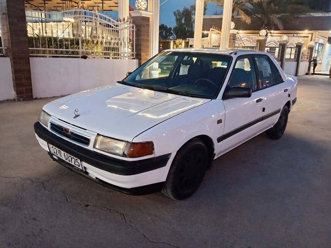 مازدا 323 فول توماتيك تبريد مكينه كير شرط سنويا عضم 2030 هزه جديده طخم امامي خلفي جديد شرط التحويل كابون بانزين بيها السعر 41$ وبيها مجال  للتواصل ***********
