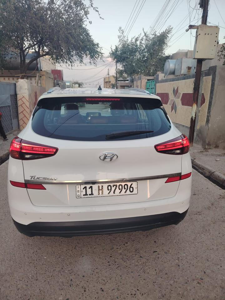 توسان 2019
شركة الكاصد
رقم بغداد بأسمي رقم جديد 
سياره فول مواصفات من عده الفتحه معروفه مواصفات توسان
سياره جديده على وضع شركه
مكفوله كفاله عامه من الصبغ والضربه وكلشي
ماشيه 88 الف حقيقي
مكان سياره بغداد 
الاستفسار اكثر

‭0771 289 9849‬
السعر 208 وبيه مجال@
