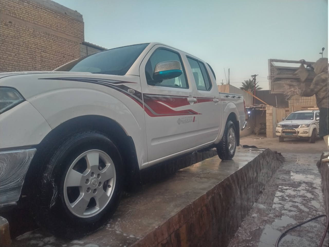 سلام وعليكم نيفاراة 2009 كير عادي مكفولة السونار مرفق بالصور سلمانية بسمي ل2031 السعر 115 وبيها مجال
***********
