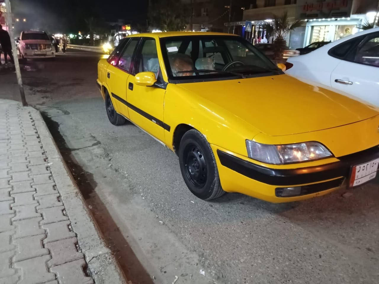 دایو اسبرو للبیع مودیل 1996
رقم کرکوک شرط تحویل
کوبون بنزین
گیر ومحرک کهربائیات شرط
تبرید❄️ و تدفئة شغال
سعر 23 وبي مجال بسیط
       *********** كركوك, العراق
