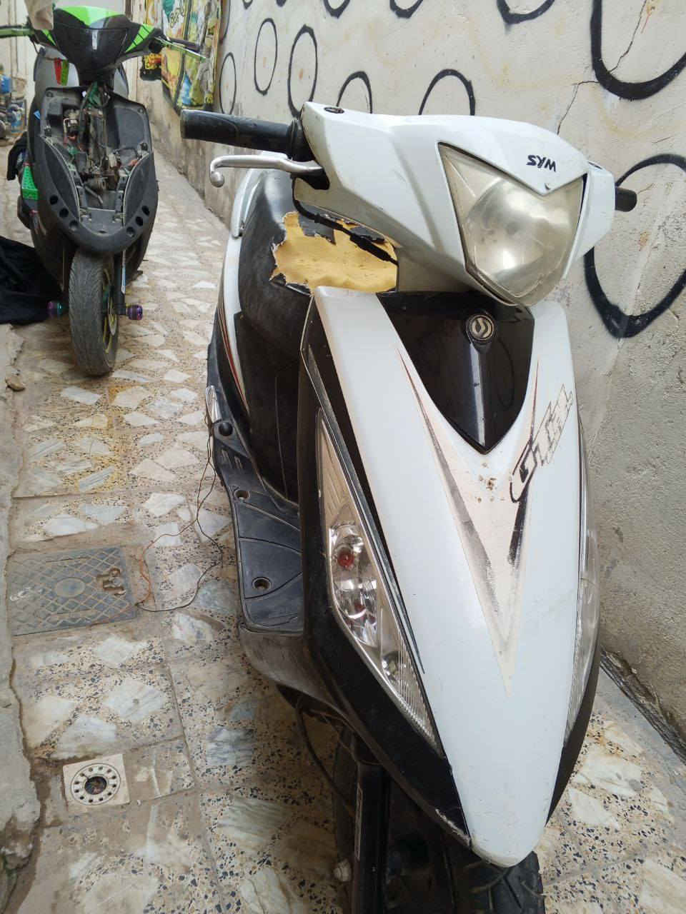 عطلت ماعرف عطله بيش تفيدك تعال اخذه كفرات ختم واحد كهربائيات كامله مكمله
مستعجل *********** واتساب
