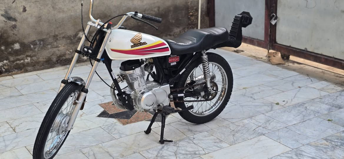 ارشا اوراق 18تعمير 25مكينه انتنس مكفوله دراجه كلش نضيفه 650مكاني نصر ***********
