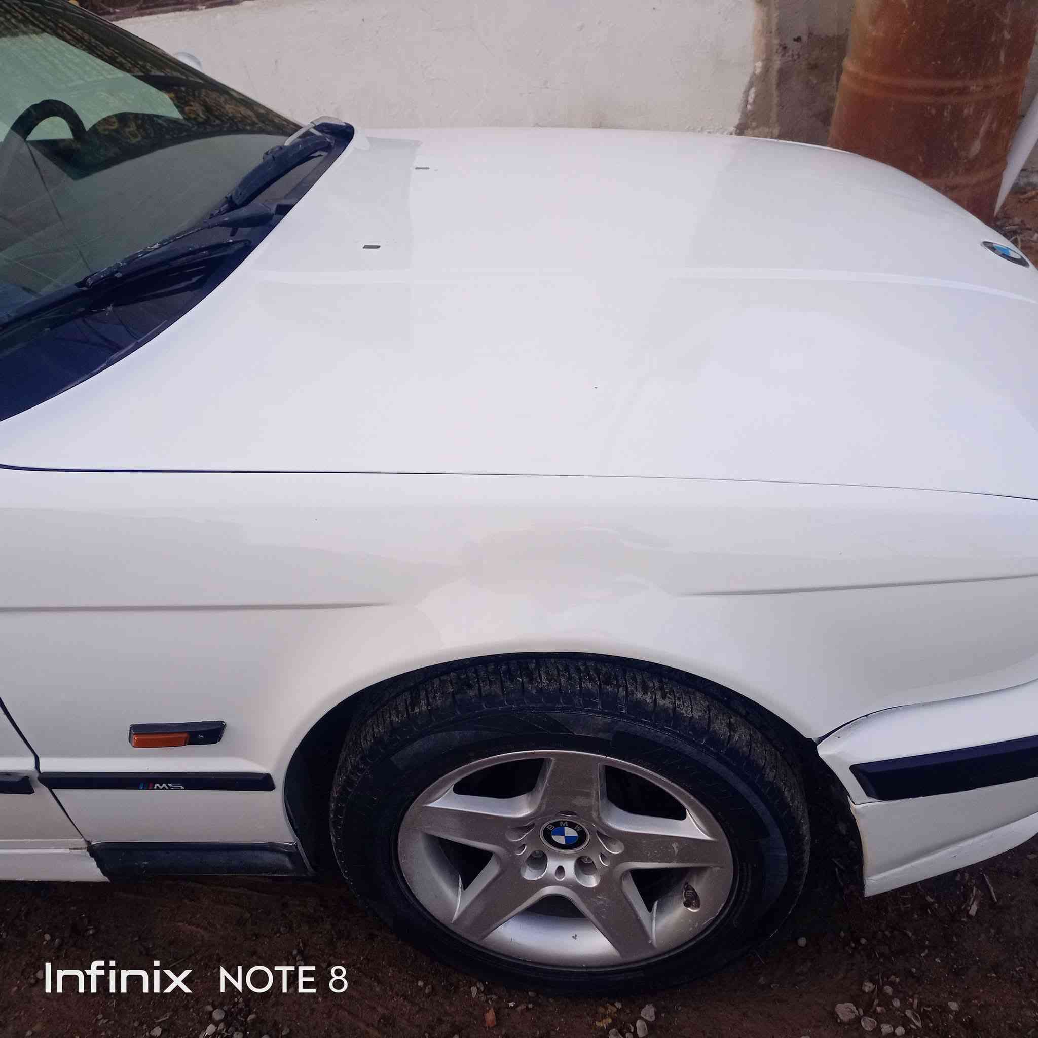 بي ام دبليو
للبيع او مروس 
525اصل محرك 6مسكر كير عادي ست نمر 
فتحه سقف طكتين تخم تاير حداديه كهربيات جاهزه سنويه ل27 شرط المداور 
دواخل جلد اسود شاشه فول عادي السياره قماره كنتاره 
وارد امريكي
بيع او مروس 
السعر 45وبيه مجال
المكان نجف


**إذا كنت صاحب هذا الإعلان وتريد حذفه لأي سبب، رجاءا أرسل رسالة إلى الدعم الفني**