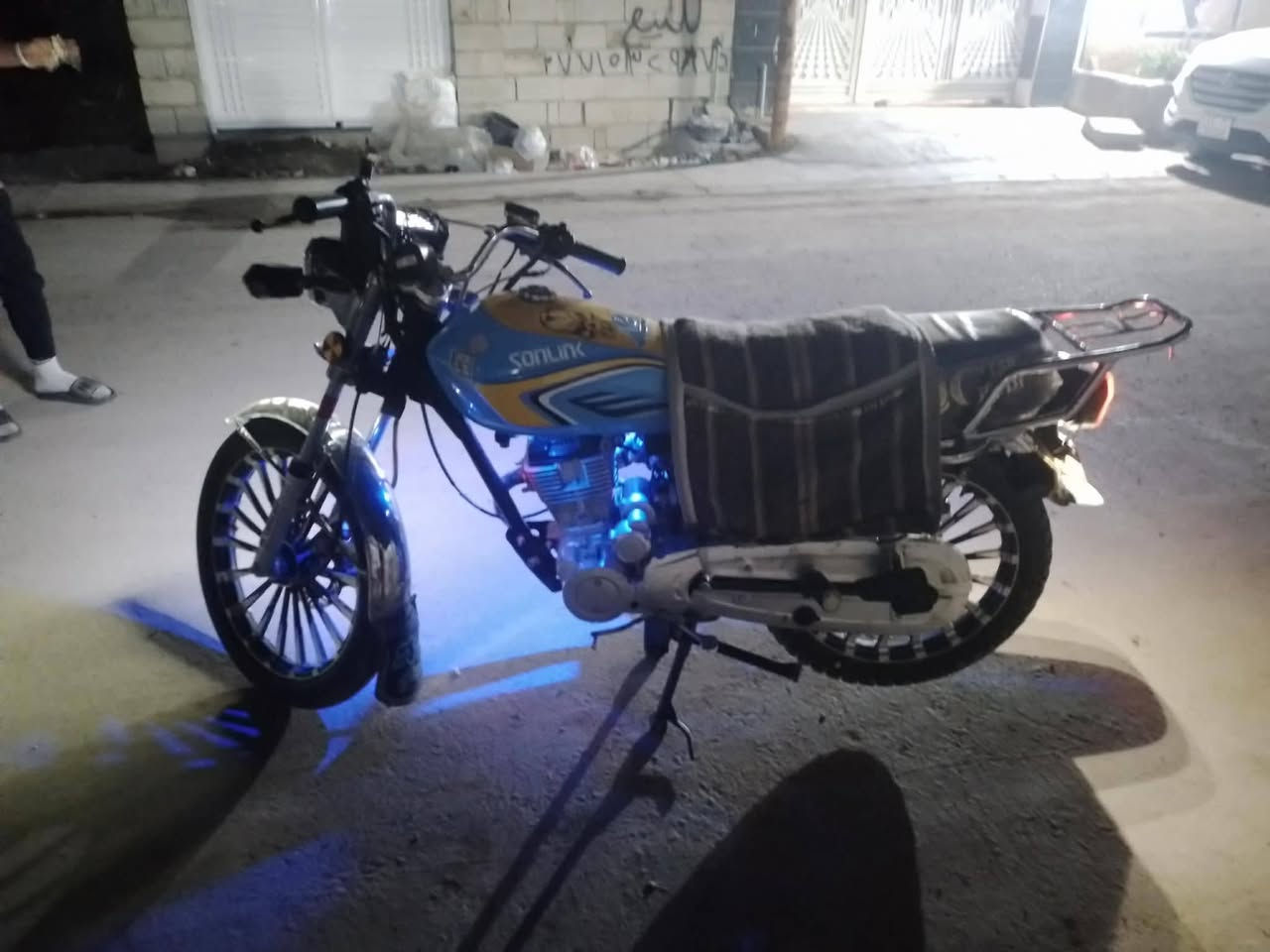 السلام عليكم دراجه سيفان للبيع موديل 25 دراجه جديده كامله من كل شيء مكان ديالى بعقوبهح السعر 750 شراي بخير ويدلل ***********
