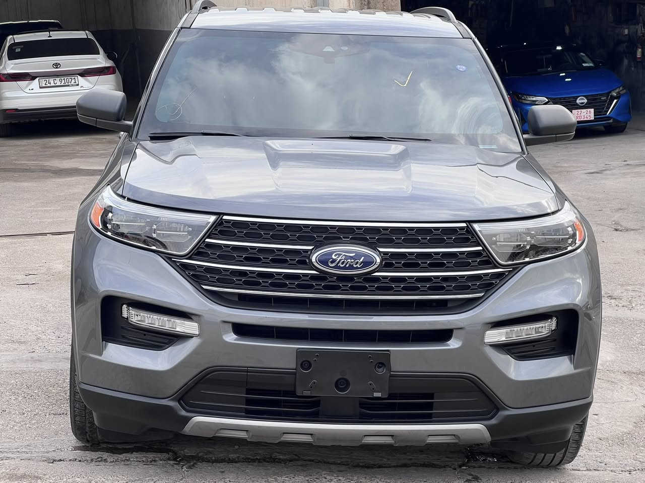 فورد اكسبلور العضلات الامريكيه
موديل 2024 
مواصفات XLT
بصمه تشغيل 
تشغيل عن بعد 
رادار امامي 
نقط عمياء 
5 بصمات 
كراسي جلد 
كراسي Vip
كراسي كهرباء 
تدفئه كشنات 
تدفئه استيرن 
لد امامي بلادي 
صندوك كهرباء 
تحكمات استيرن 
داعمه نظام خرائط 
GBS
تبريد مركزي 3 قطع
7 راكب ملكي منفصل 
انظمه وضعياده قياده 
اوتو هولد
سايد ابريك كهرباء 
نظام اطفاء المحرك عند الوقوف 
كامره خلفيه 
حساسات خلفيه 
رادارات جانبيه
توقف ذاتي عند الرجوع 
وباقي المواصفات معروفه 
مكان السياره عقره 
سياره بجم كبس شرط كله بلادي 
السياره صبغ قطعه وحده قبغ صندوك نفسه صلح بدون اداخل بدون شاصي بدون ايرباك
السعر  260 معامله

عنوان عقرء 
رقمل هاتف وتساب علي 
***********
