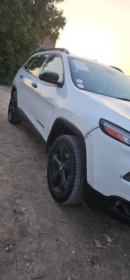 للبيع جيب بزون 2017 ذي قار
تبديل بنيد وجاملغ السيارة جاهزة كتاب فحص موجود سعرها 115  الغراف تحويل ثاني يوم 

تلفون ***********
