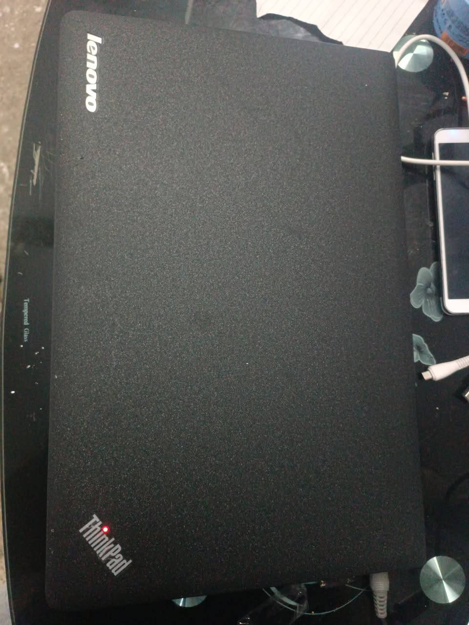 للبيع  او مراوس بايباد  السعر 150بي. مجال
لابتوب لينوفو ثينك باد (Lenovo ThinkPad Edge E530) بحالة ممتازة وجاهز للاستخدام مباشرة.
الموصفات 
​المعالج: Intel Core i5
​الشاشة: حجم 15.6 بوصة مريحة جداً للعمل والدراسة.
​الكيبورد: عربي / إنجليزي كامل (يحتوي على الأرقام الجانبية).
​النظام: وندوز 10 منصب وجاهز مع البرامج الأساسية.
​المميزات: لابتوب معروف بقوة تحمله وجودة تصنيعه (فئة رجال الأعمال)، يحتوي على قارئ بصمة لزيادة الأمان.
​الملحقات: الشاحن الأصلي متوفر.
للبيع لابتوب لينوفو ثينك باد (Lenovo ThinkPad Edge E530) بحالة ممتازة وجاهز للاستخدام مباشرة.


**إذا كنت صاحب هذا الإعلان وتريد حذفه لأي سبب، رجاءا أرسل رسالة إلى الدعم الفني**