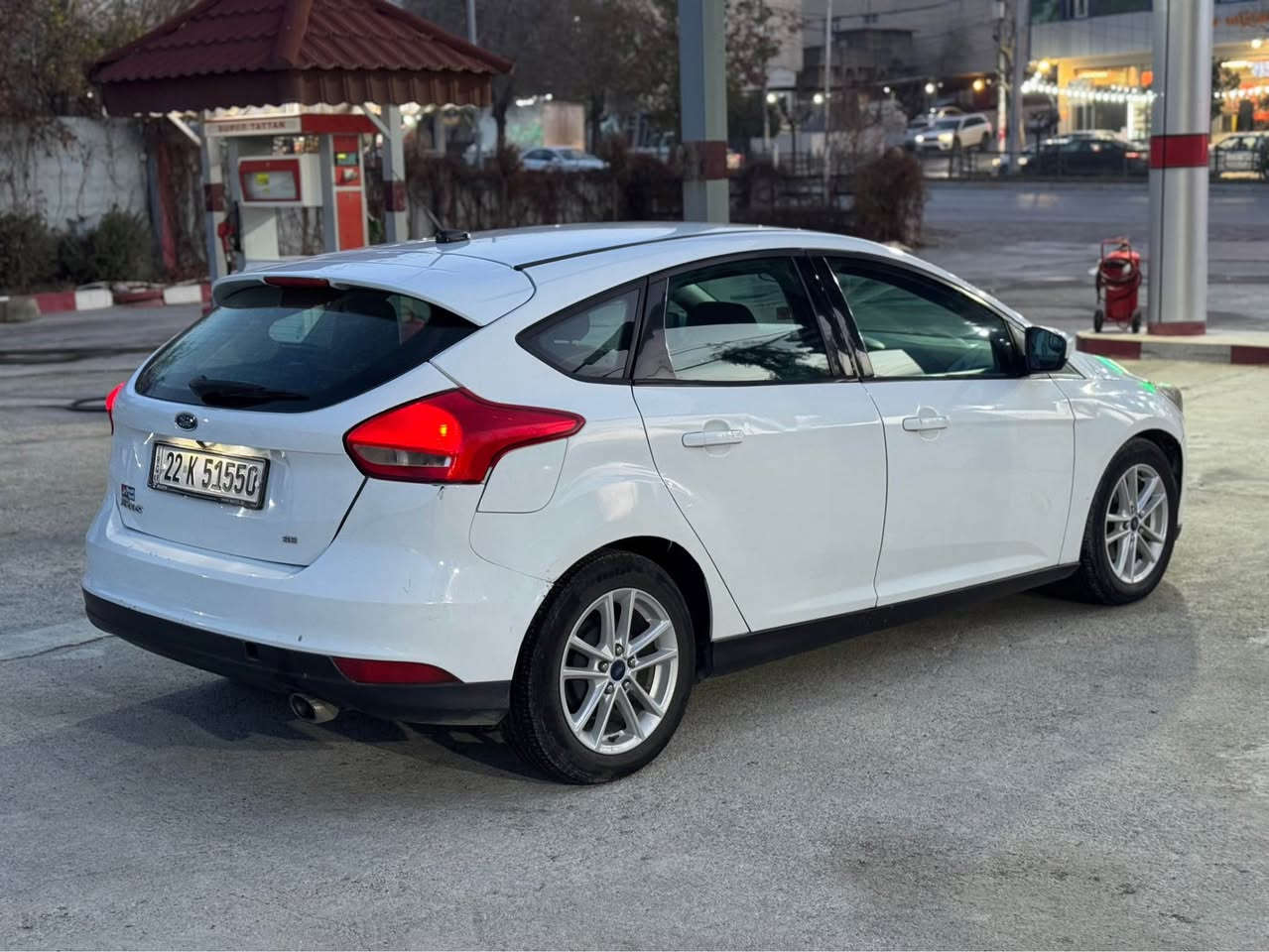FORD FOCUS 2018
مەکینە حادی مەرغوب
گێر تۆماتیک
٣ پارچەی بۆیاغە یرباگ بەشەرت
رەقەم و سەنەوی هەموی تازەیە تا ٢٠٣٠
بەناو خۆمە تحویل غرامە بەشەرت
داوای ٨٦$ مەجالێک زۆر کەمی لێ ئەکەم
یەک دینار مەسرەفی نیە 
تەنها فرۆشتن
0750 4297768 سوران, أربيل
