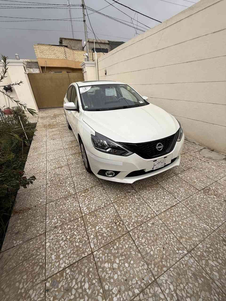 السلام عليكم نيسان سنترا مديل 25 زيرو زيرو مكاني كربلاء ام الضمان 3 سنوات او 100 الف كيلو ام الفتحه فول شاشه كبيره داخر بيجي السعر 18 مليون قفل وسعره بلسوك 18 و 900 الاتصال ***********السياره ام الضمان شركه السور
