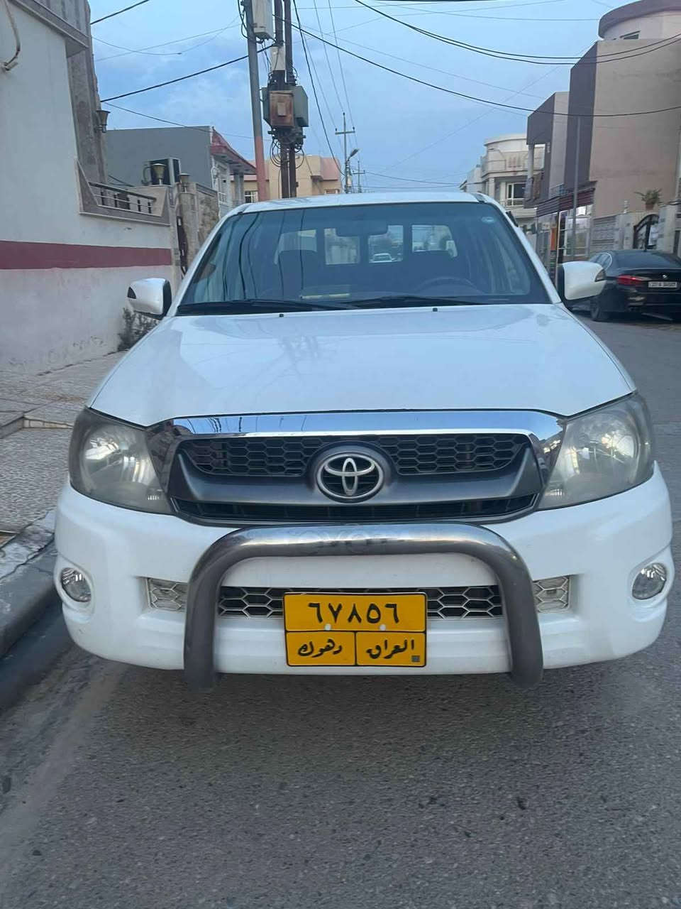 *********** 
مرزي 2006 سعودي شاصي 19 
بيها صبغ 3 قطع امامي بدون شواصي ماسك بدنة صفحة النفر
مكينة معمرها شرط لاصرف لانفخ كير اكسن تبريد كلو شغال شرط هزة جديدة  سيارة مال جناي 
250$ غرامه 
سعرهاا 138 $ وبيها مجال Singapore
