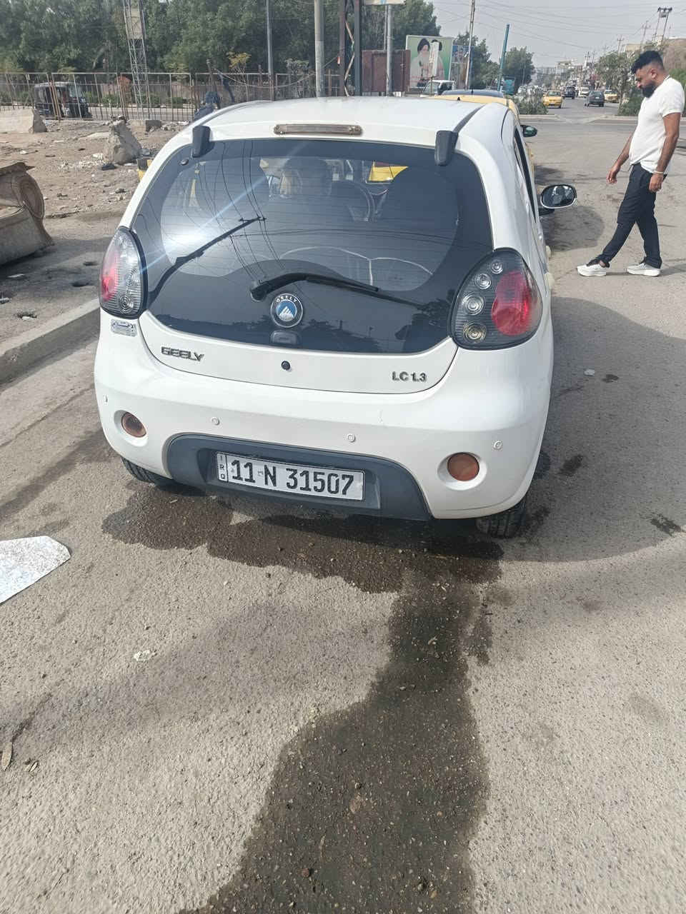 السلام عليكم من رخصة الأمن باندا للبيع موديل ١٣ بغداد باسمي سيارة نظيفة جدا كير محرك صدر تبريد خير من الله تخم تايرات كهرباىيات كلها شغالة ما فيها أي نقص شغل واتوكل منظومة فيت بم جديدة كلها دواخل نظيفة جدا سنوية ٢٩ هزة شهر ٥ سعرها ٤٩ وبيها مجال للاستفسار الاتصال على ***********
