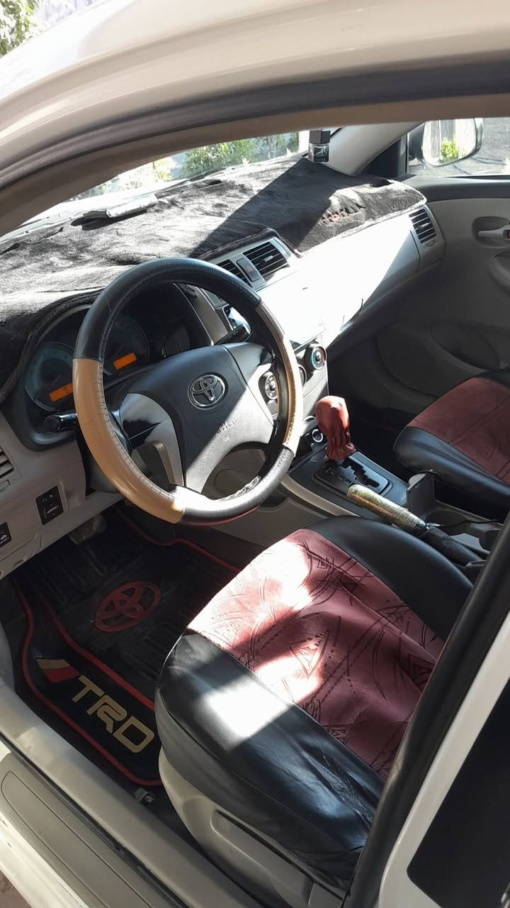 السلام عليكم كورلا 2011الشركة العامة سياره خير من الله صدر جديد تخم تاير جديد كير ومحرك بل صندوك جديد السياره مال جناي نضيفه كلش ما عايزها كلشي بس ستر الله سياره مابيهه برغي نقص بيها جاملغ امامي الايمن بس رش بدون داخل وبين الباب والجاملغ الامامي بي خط صبغ جوه المرايه بسمي تحويل مباشر مكان السياره .صلاح الدين ..بلد
رقم الهاتف ..***********
السعر..135 وبيها مجال
