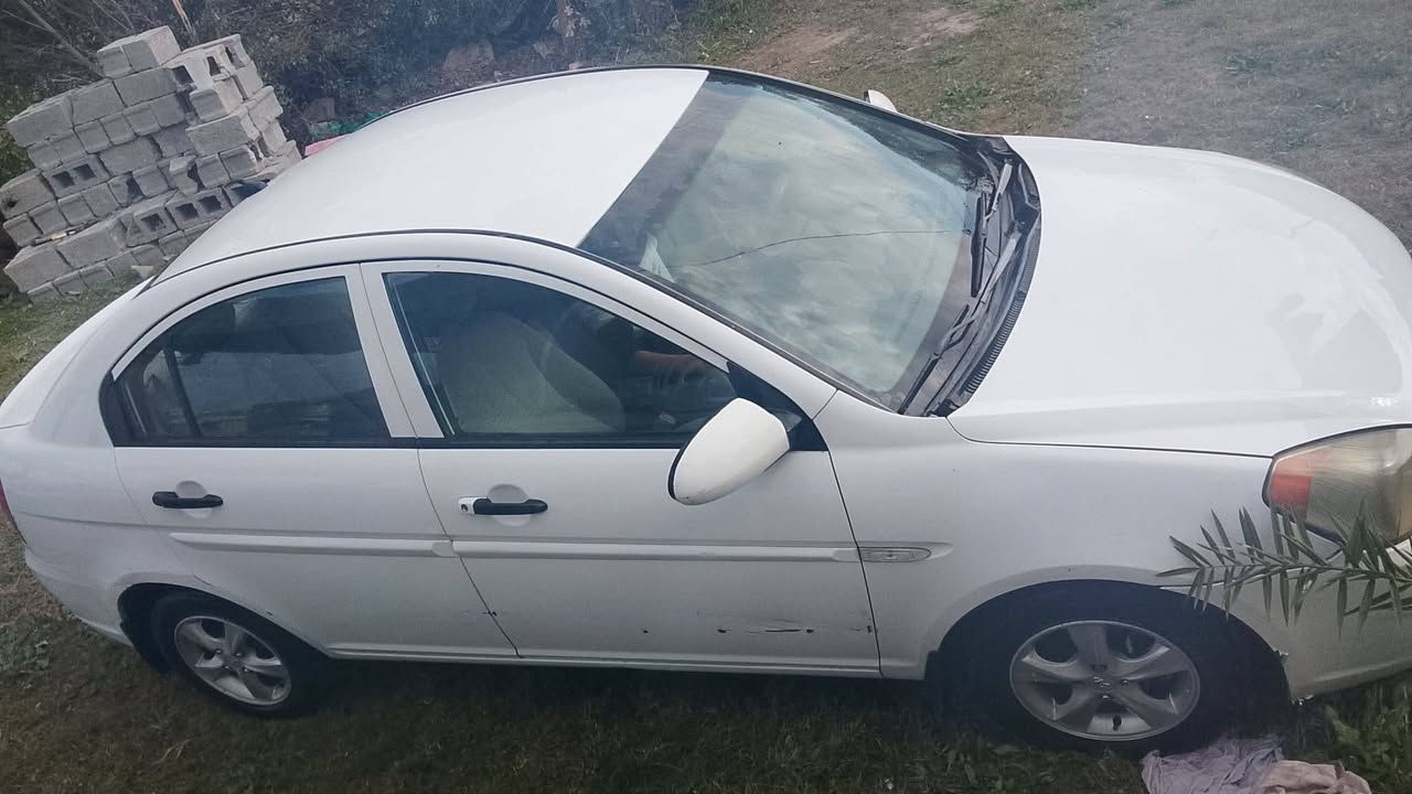 اكسنت 2008 خليجي رقم اربيل محرك 1600 بدون حادث السعر 90وبيه مجال  او مراوس للاتصال *********** مكان السياره ابي غريب
