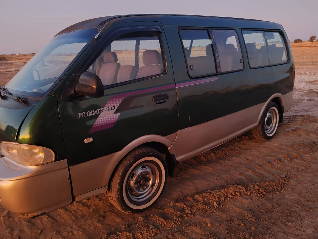 السلام عليكم بريجو موديل 98 سياره جديده مقفوله كفاله عامه من ضربه من صبغ من تبديل فقطشجراد جير محرك اكسل جدد على وضع الشركه اربع شواصي كفاله مكينه 3000 رقم بغداد انجليزي لل 31 مكان السياره بابل النيل الاستفسار على هذا الرقم السعر 63 وبيها مجال حق الجيه ***********
