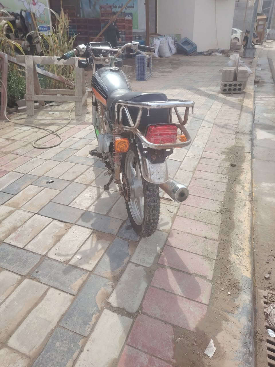 دراجه للبيع 19
          *********** وهاذه رقم صاحبه لي يحب يتصل
ما متواجد عله الخاص
