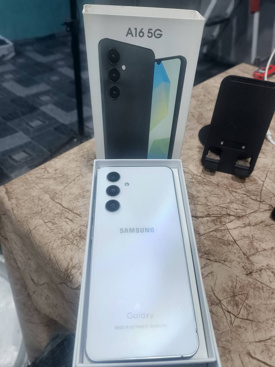 بيع الموبايلات ***********
