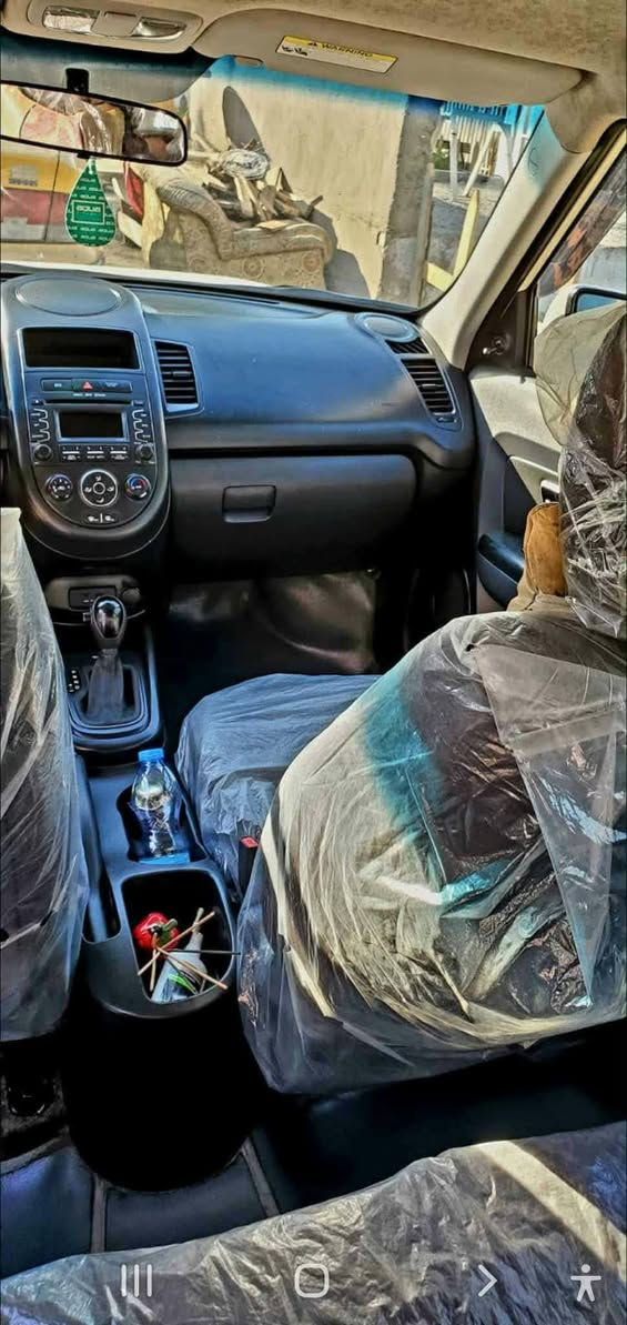 صول ١٣ حادث بسيط قطعه وحده ماشيه ٩٠ مكينه ١٦٠٠ gdi السعر ٩٦ السياره على وضع الشركه بغداد ***********
