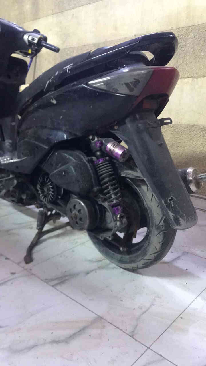 دراجه سكنس نثيه اربعه ولف محرك مشتغله شغل ممتاز بيها دبلات خلفيه وامامي تزويد وبيها سلف تزويدWF وويل رياضي كلجات امامي رياضي قايش ياماها دراجه 600وبيه مجال مكاني بصره شارع الوفود
